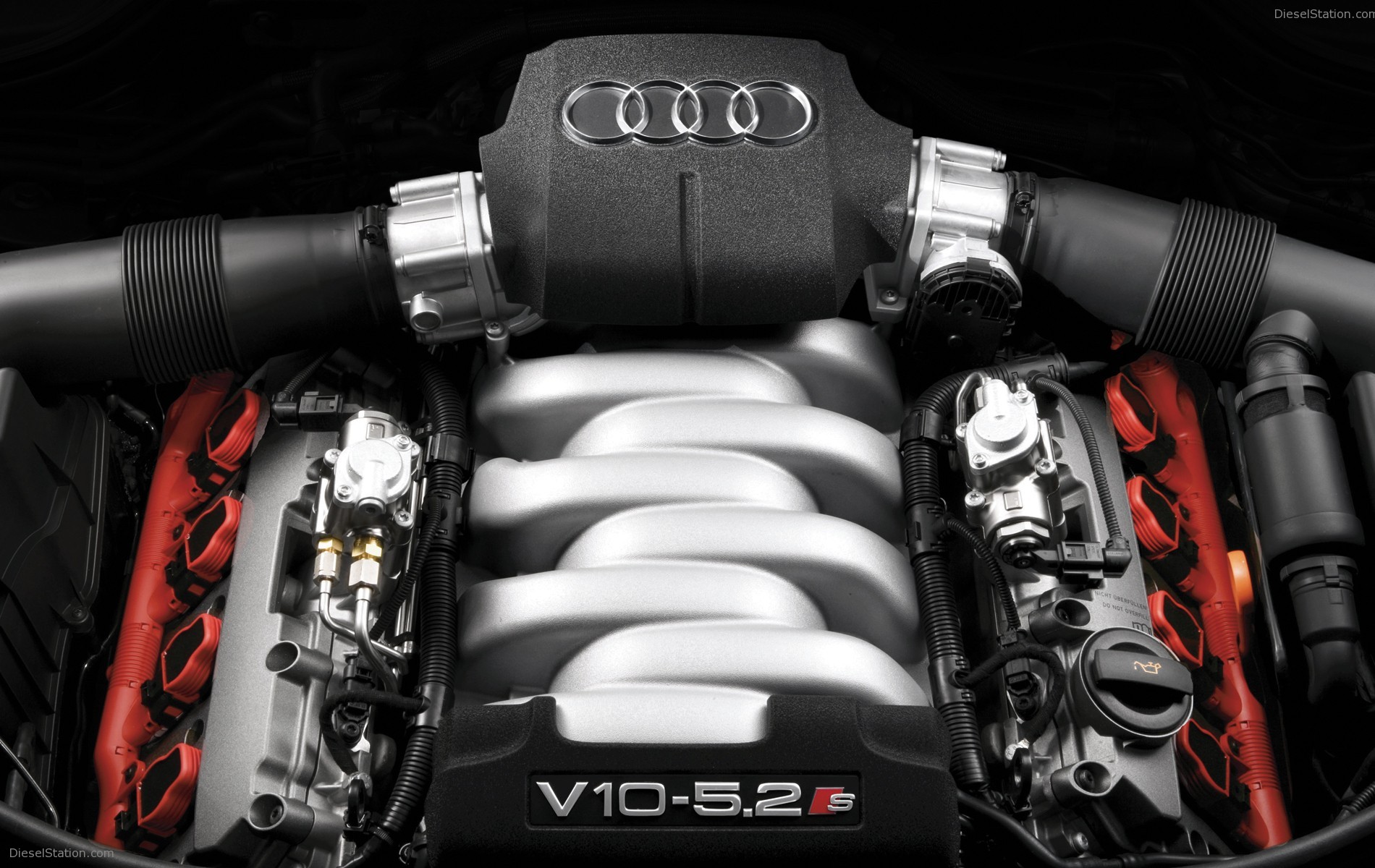 Audi S8 (2005)